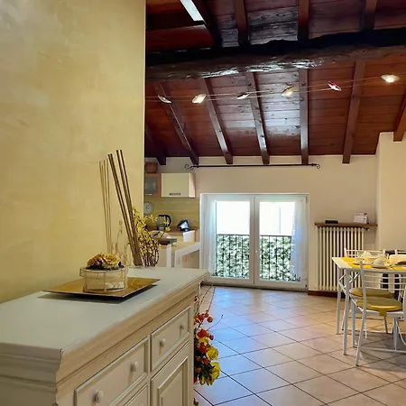 Il Girasole Apartment *
