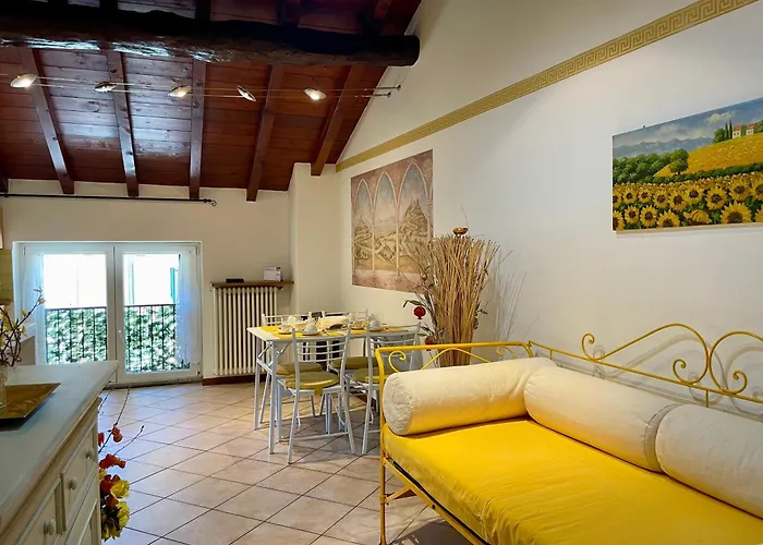 Lejlighed Il Girasole Mandello del Lario